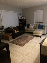 119 SW 7th Ter in Hallandale Beach, FL - Building Photo - Building Photo