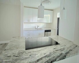 115 SW 1st Ave in Boynton Beach, FL - Building Photo - Building Photo