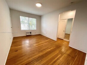 1030 Jefferson Ave in Miami Beach, FL - Building Photo - Building Photo