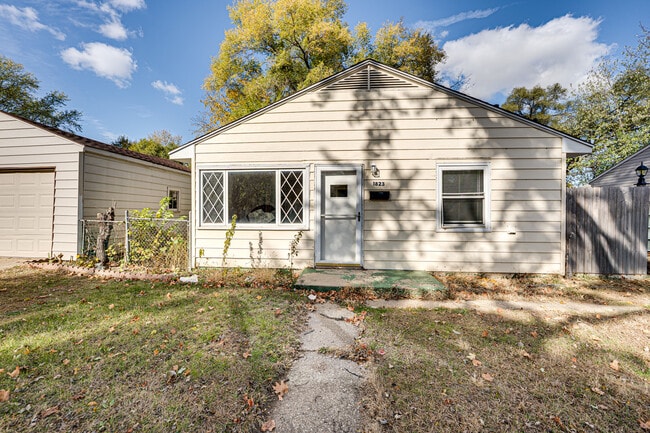 property at 1823 Overdene Ave