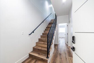 4445 Auckland Ave in Los Angeles, CA - Building Photo - Building Photo