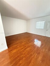 373 NE 26th Pl in Homestead, FL - Building Photo - Building Photo