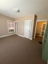 912 Cherokee Rd, Unit 912 Cherokee Road #4 in Louisville, KY - Foto de edificio - Building Photo