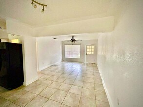 213 W Buchanon Ave in Orlando, FL - Building Photo - Building Photo