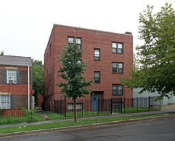 39 O St SW Apartments