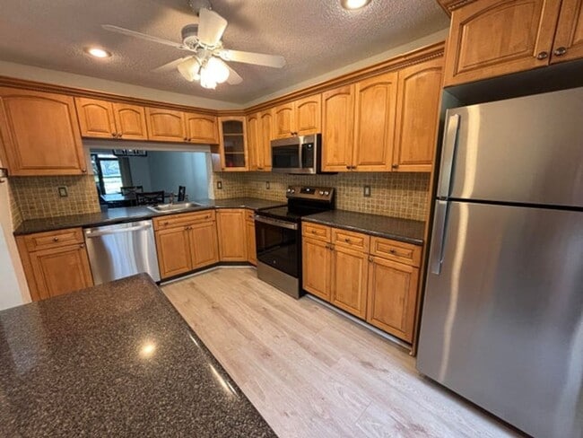 2843 Carambola Cir N in Coconut Creek, FL - Building Photo - Building Photo