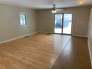 527 W 21st St in Holland, MI - Building Photo - Building Photo