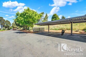 900 Cambridge Dr in Benicia, CA - Building Photo - Building Photo