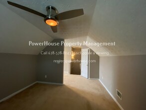 1910 Charleston Oak Cir in Lawrenceville, GA - Building Photo - Building Photo