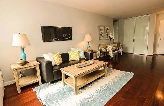 property at 4501 Arlington Blvd