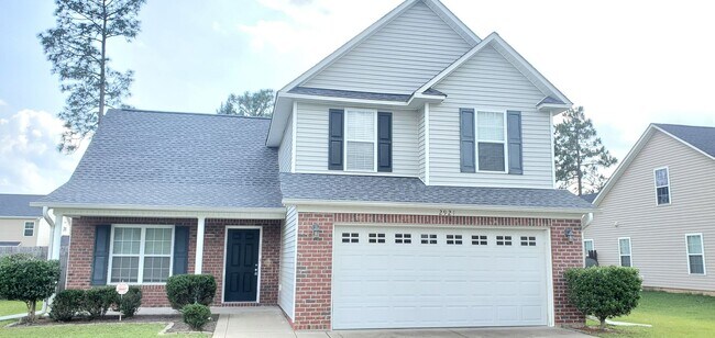 2921 Aristocrat Ln in Fayetteville, NC - Building Photo - Building Photo
