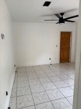 4921 NW 23rd St, Unit 4921 in Lauderhill, FL - Building Photo - Building Photo