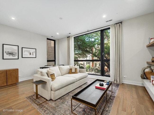 1513 W Ohio St in Chicago, IL - Building Photo - Building Photo