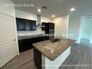 5099 S River Run Dr in Tucson, AZ - Building Photo - Building Photo