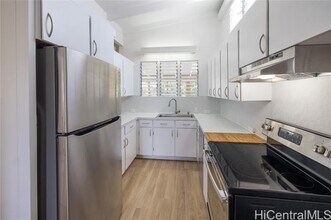 335 'Ilihau St in Kailua, HI - Building Photo - Building Photo