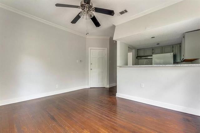 210 S Rosemont Ave in Dallas, TX - Building Photo - Building Photo