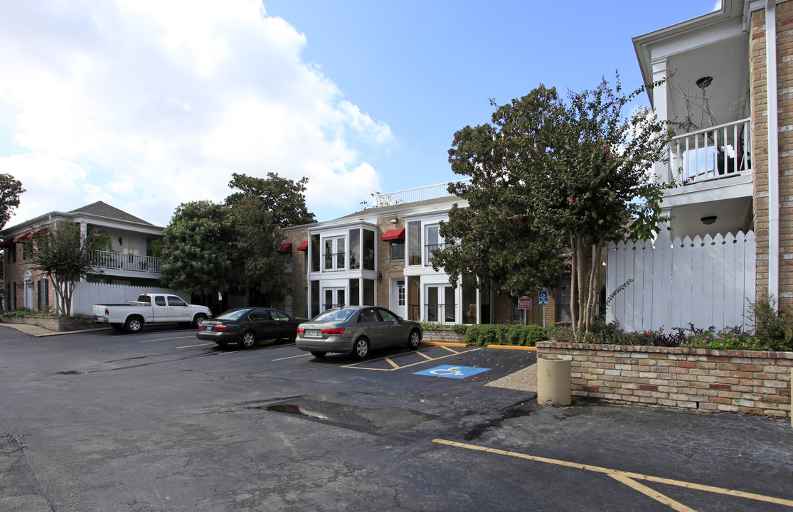 Winrock in Houston, TX - Foto de edificio