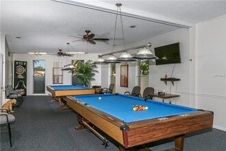 10215 Regal Dr in Largo, FL - Building Photo - Building Photo