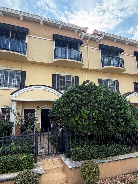 5220 W Kennedy Blvd in Tampa, FL - Building Photo - Building Photo