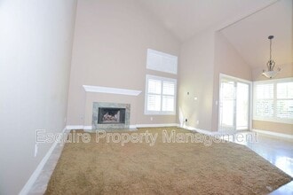 1620 Paso Robles Ct in Camarillo, CA - Building Photo - Building Photo