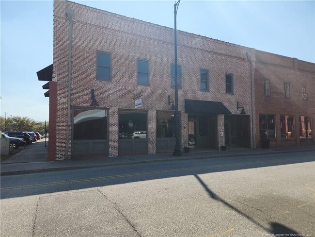 129-201 Franklin St in Fayetteville, NC - Building Photo - Building Photo