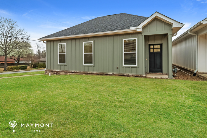 16320 Lamarche Dr in Little Rock, AR - Building Photo