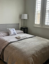 1596 Tucker St in Oakland, CA - Foto de edificio - Building Photo