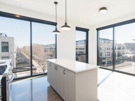 1400 S Blue Island Ave in Chicago, IL - Building Photo