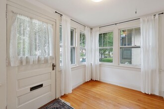 2301 Benjamin St NE in Minneapolis, MN - Building Photo - Building Photo