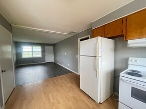 4551 W 3rd St in Battlefield, MO - Building Photo - Building Photo