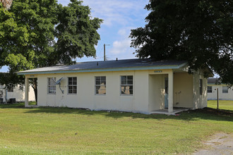 Runyon Village in Belle Glade, FL - Building Photo - Building Photo