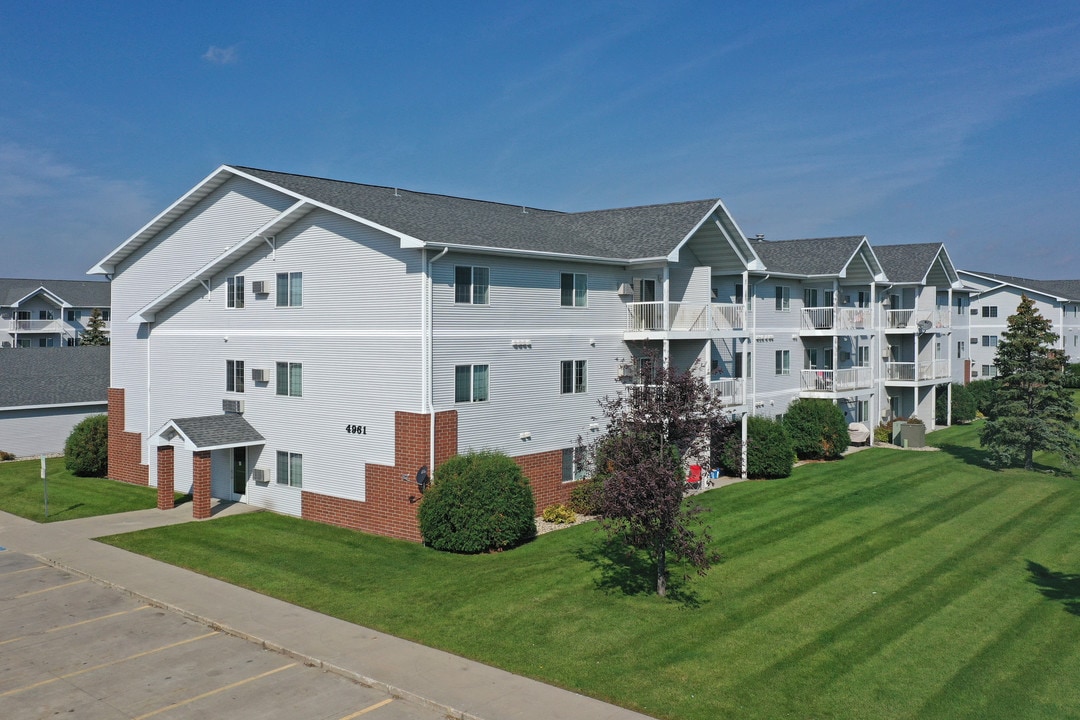 Osgood Townsite Apartments in Fargo, ND - Foto de edificio