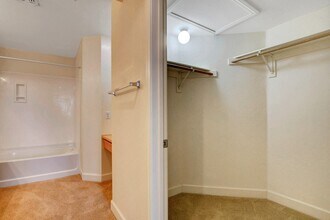 71 E Agate Ave in Las Vegas, NV - Building Photo - Building Photo