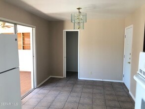 10073 Kirwood St in El Paso, TX - Building Photo - Building Photo