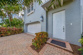 21025 NE 31st Ave in Aventura, FL - Building Photo - Building Photo