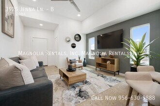 3925 Jenna Ln, Unit B in Weslaco, TX - Building Photo - Building Photo