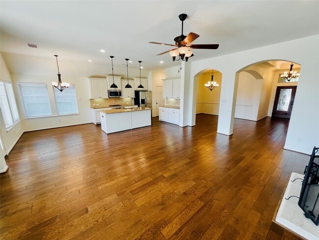 property at 2607 Park Hills Dr