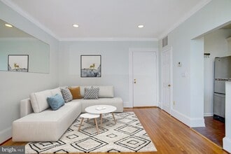2129 Florida Ave NW, Unit 408 in Washington, DC - Building Photo - Building Photo