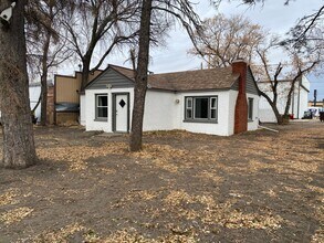 312 2nd Ave NW in Jamestown, ND - Building Photo - Building Photo
