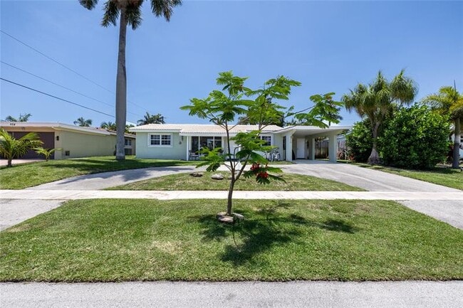 property at 920 SE 16th Ct