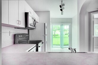 3398 NE 9th Dr in Homestead, FL - Building Photo - Building Photo