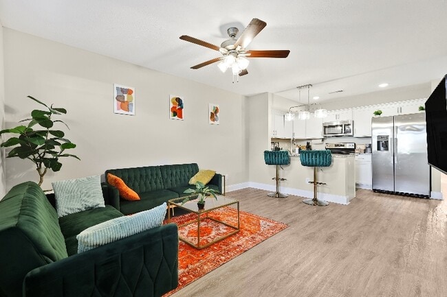 property at 1000 Henry Pl Blvd