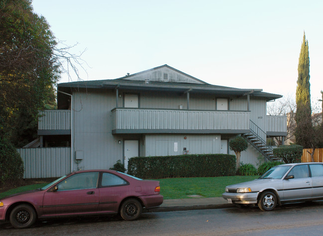 1973 San Luis Ave in Mountain View, CA - Building Photo - Building Photo