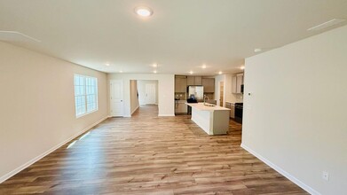 13127 Hampton Bay Ln in Charlotte, NC - Building Photo - Building Photo