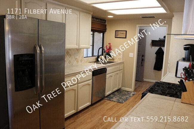 1171 Filbert Ave in Clovis, CA - Building Photo - Building Photo