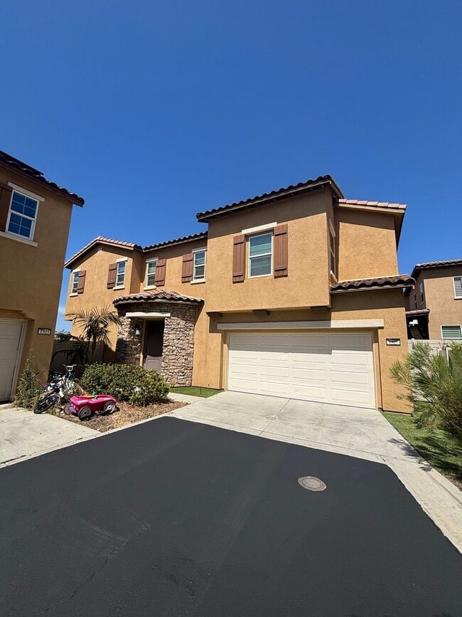 property at 1327 Cathedral Oaks Rd