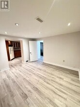 73 Boothbay Crescent in Newmarket, ON - Building Photo - Building Photo