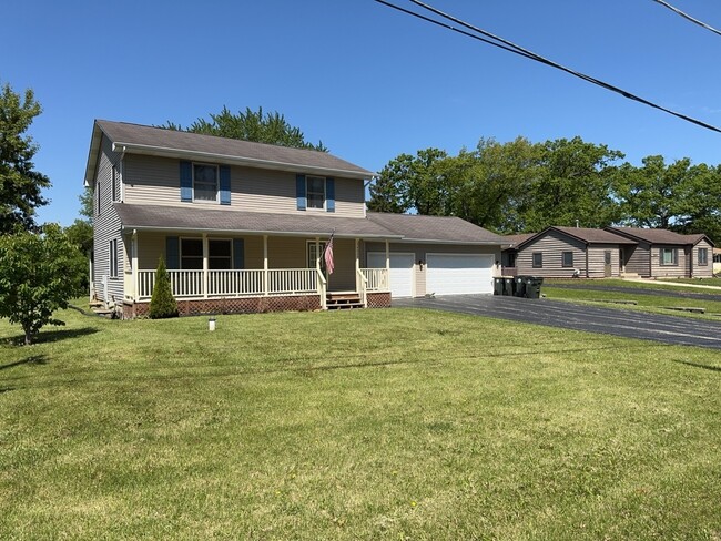 property at 36420 N Tamarack Dr