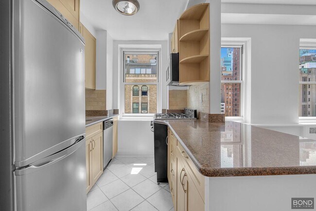 20 Park Ave in New York, NY - Building Photo - Building Photo