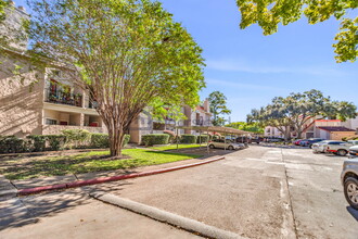 10855 Meadowglen Ln, Unit APT 854 in Houston, TX - Foto de edificio - Building Photo